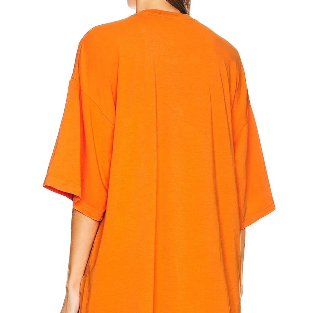 Helsa  Jersey Oversized  orange t shirt  size  Medium  NWT - Picture 3 of 7